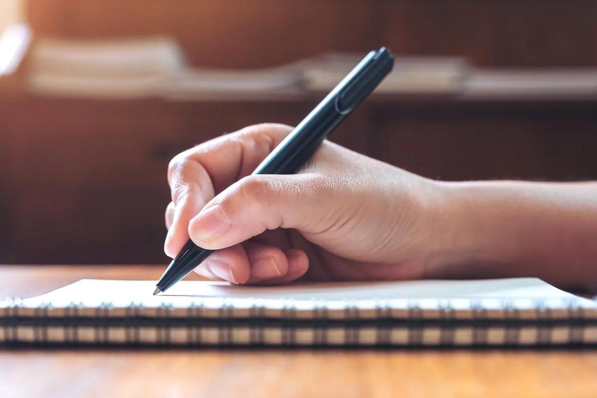 الكتابة الإدارية في الجمعيات الأهلية: كيف تصبح لغة الحوكمة وبن…